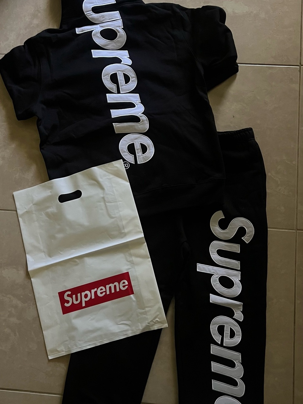 Supreme Set